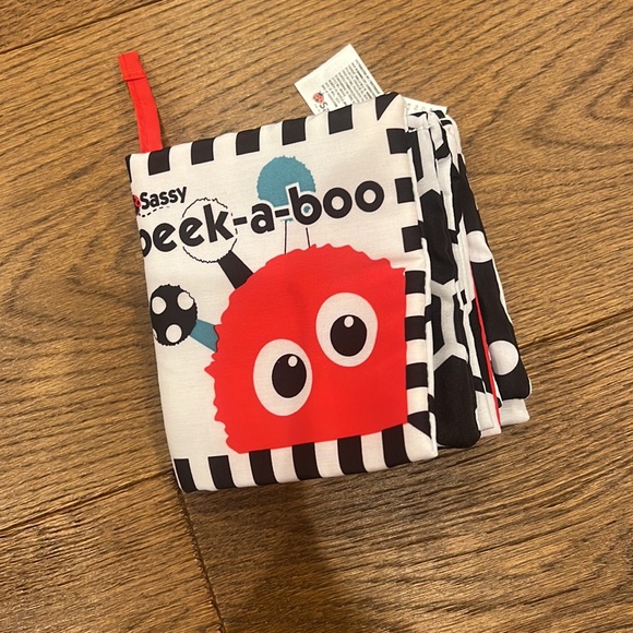 Baby Soft Book 6pcs + 1toy - Picture 6 of 8